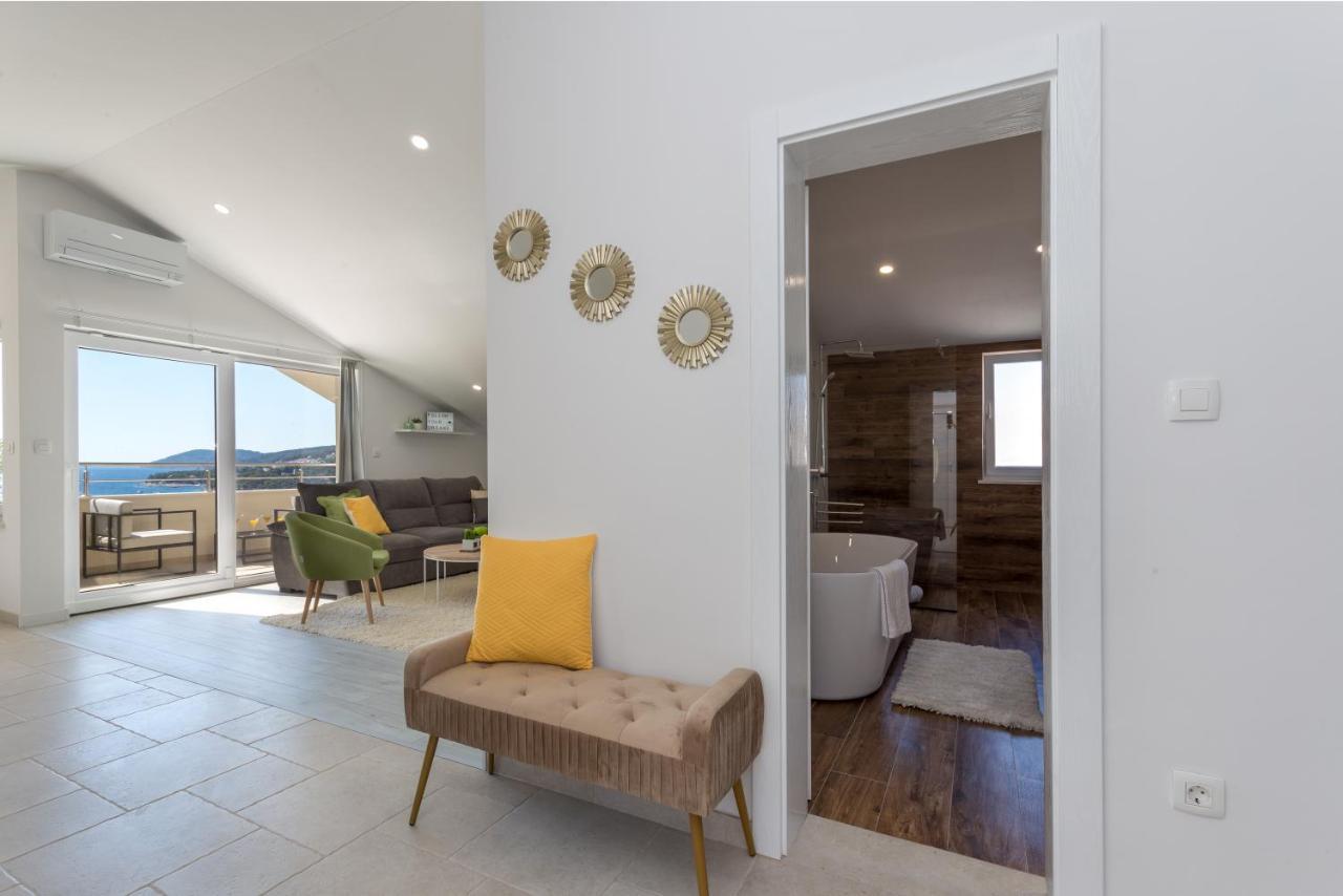 Appartement Golden View Penthouse à Hvar Town Extérieur photo